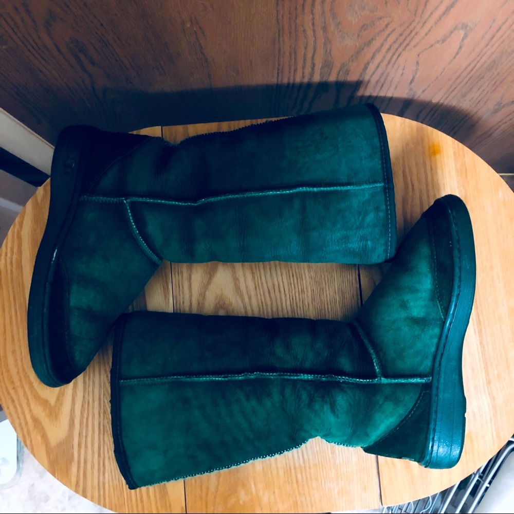 Emerald green UGG boots Sz 6-7